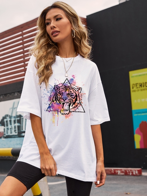 

URBANIC Women White & Pink Cotton Printed Drop-Shoulder Relaxed Fit Longline T-shirt