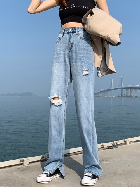 

URBANIC Women Blue Cotton Straight Fit Mildly Distressed Light Fade Jeans