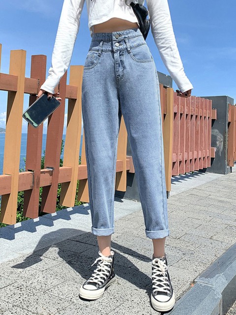 

URBANIC Women Blue Cotton Mom Fit High-Rise Clean Look Cropped Jeans