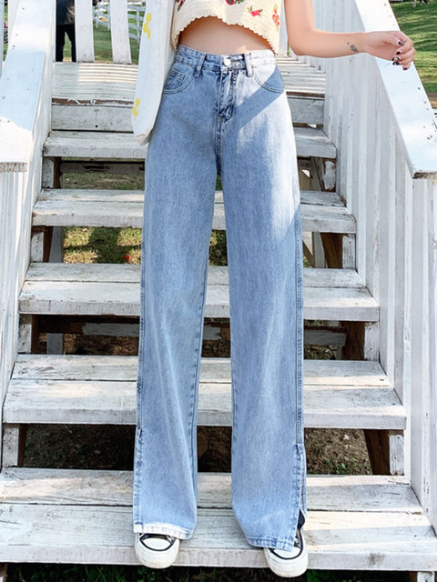 

URBANIC Women Blue Cotton Straight Fit Clean Look Jeans