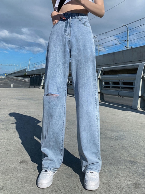 

URBANIC Women Blue Cotton Wide Leg Slash Knee Jeans