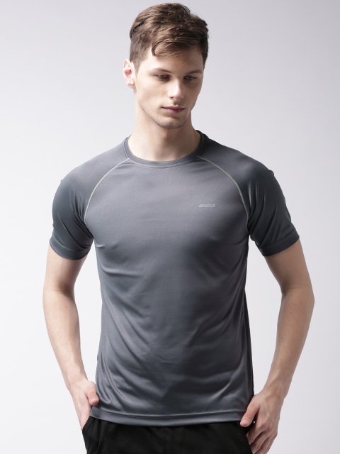 

2GO Men Grey Solid Round Neck T-shirt