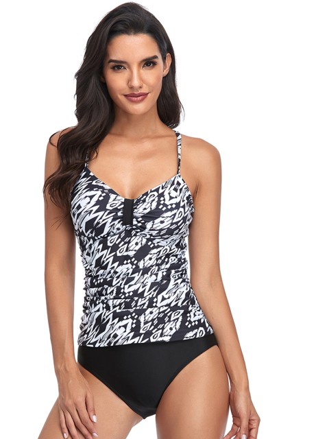 

URBANIC Women Black & White Abstract Print Swim Set