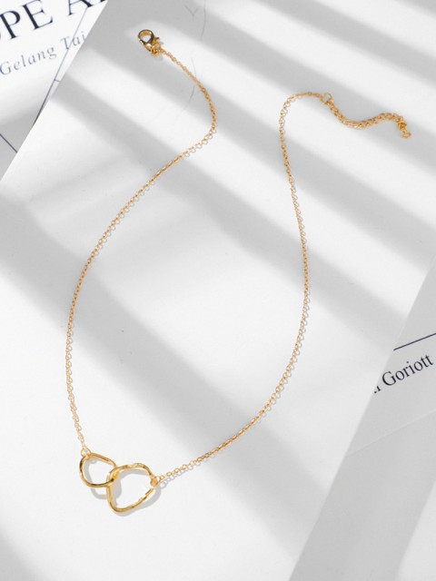 

URBANIC Gold-Toned Geometric Textured Link Necklace