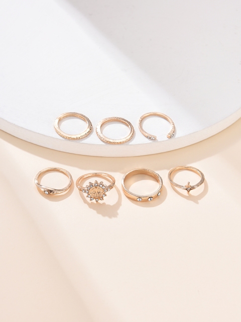 

URBANIC Set of 7 Gold-Toned Finger Rings