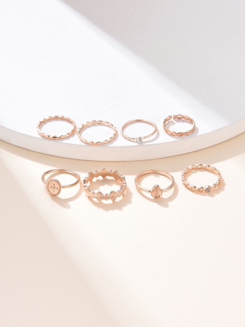 

URBANIC Set of 8 Gold-Toned Finger Rings