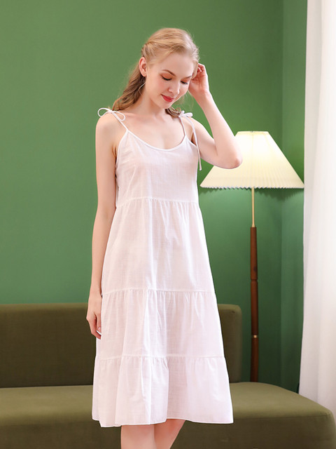 

URBANIC White Pure Cotton Solid Nightdress