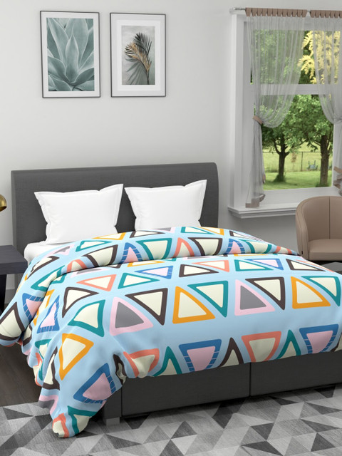 

BIANCA Blue & White Geometric Microfiber AC Room 120 GSM Double Bed Comforter