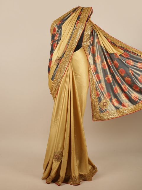 

Pothys Gold-Toned & Grey Floral Beads and Stones Saree