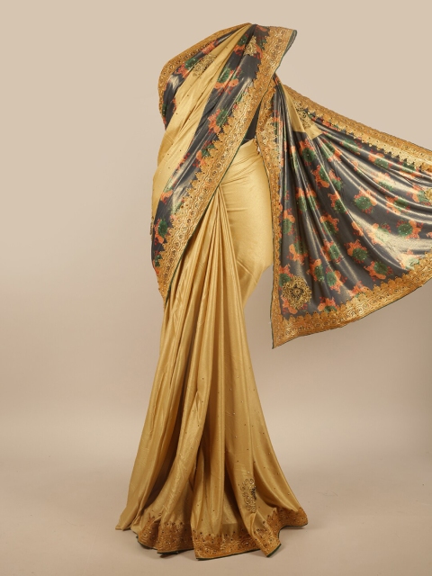 

Pothys Gold-Toned & Black Floral Saree