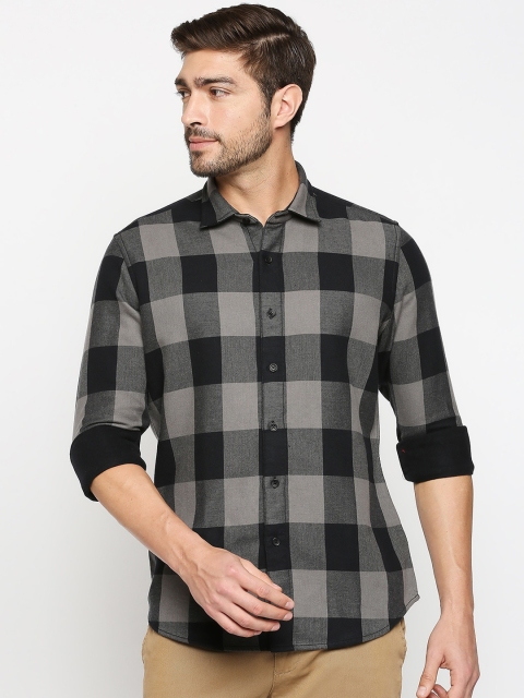 

EVOQ Men Black Buffalo Checks Opaque Checked Casual Shirt