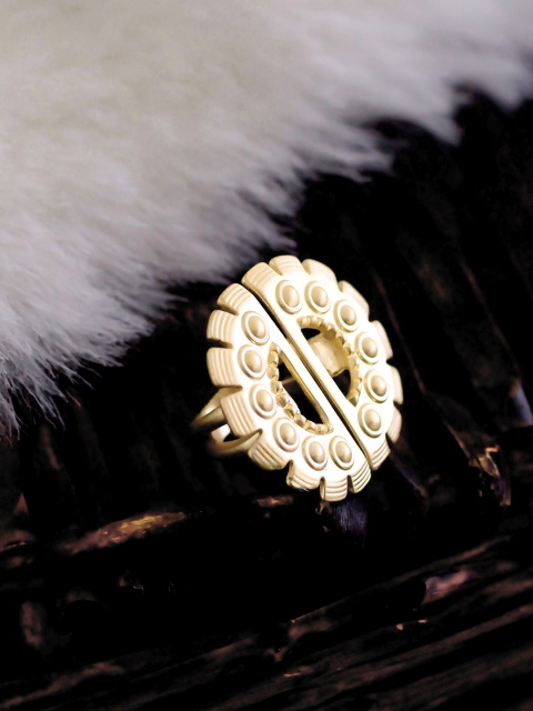 

Bellofox Gold-Toned Adjustable Finger Ring