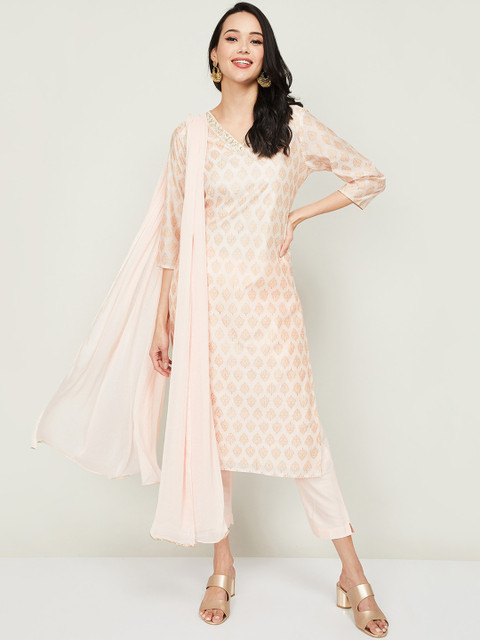 

Melange by Lifestyle Women Pink Floral Printed Regular Kurta with Trousers & With Dupatta