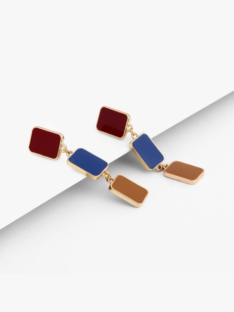 

Mikoto by FableStreet Gold-Toned Geometric Hoop Earrings