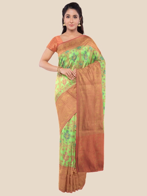 

Kalamandir Green & Red Floral Silk Blend Banarasi Saree