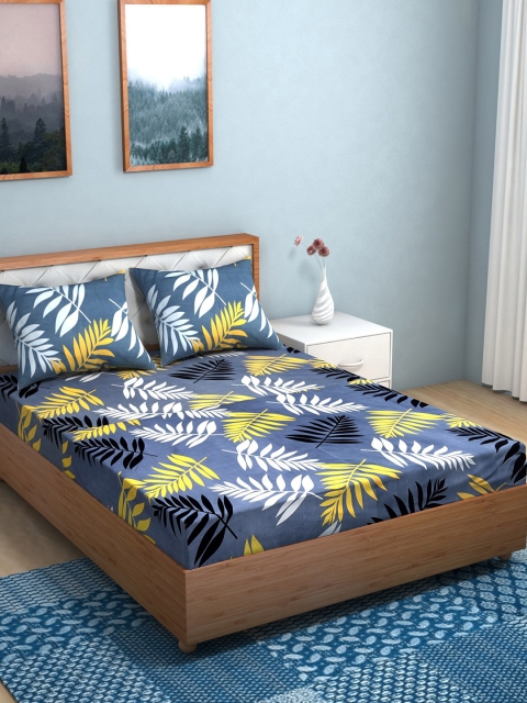 

TAG 7 Grey & Black Floral Printed Cotton 144 TC King Bedsheet with 2 Pillow Covers