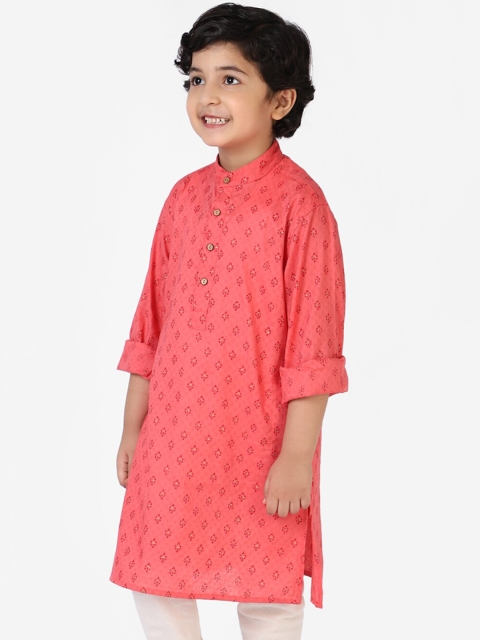 

Fabindia Boys Red Printed Cotton Kurta