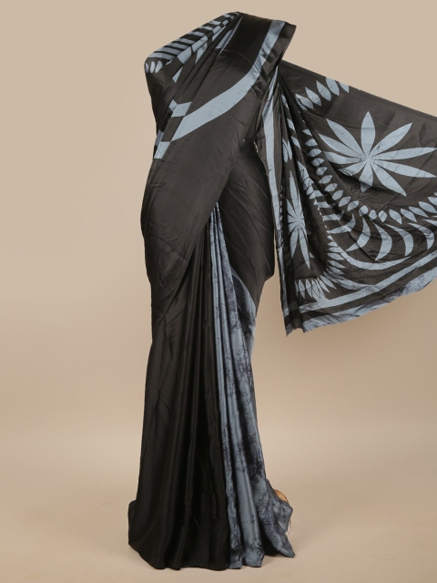 

Pothys Black & Grey Abstract Printed Saree