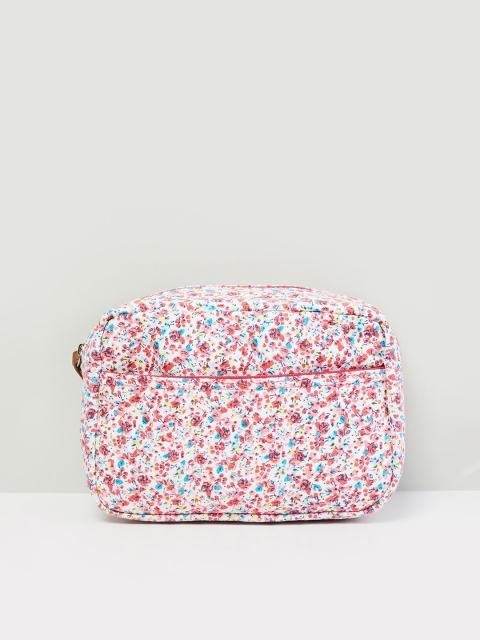 

max Women Off White & Red Floral Printed Organiser