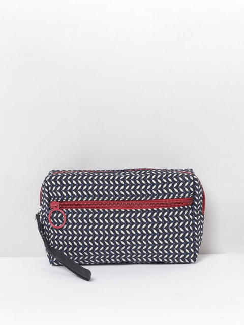 

max Women Black & White Ethnic Motifs Printed Zip Around Wallet