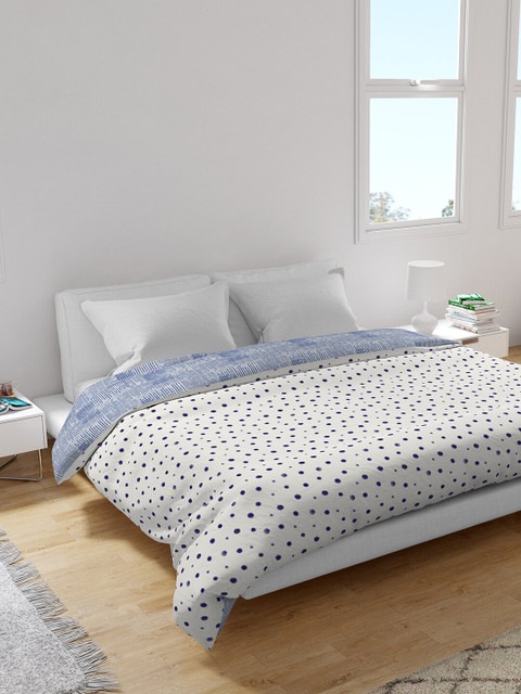 

Himeya White & Black Geometric Mild Winter Double Bed Quilt