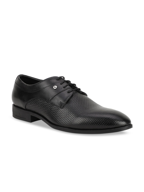 

Blackberrys Men Black Textured Leather Formal Derbys