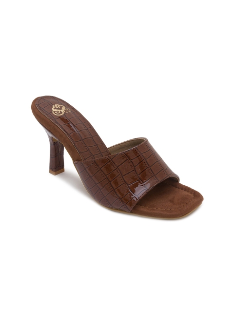 

Sole To Soul Women Brown Textured Stiletto Mules