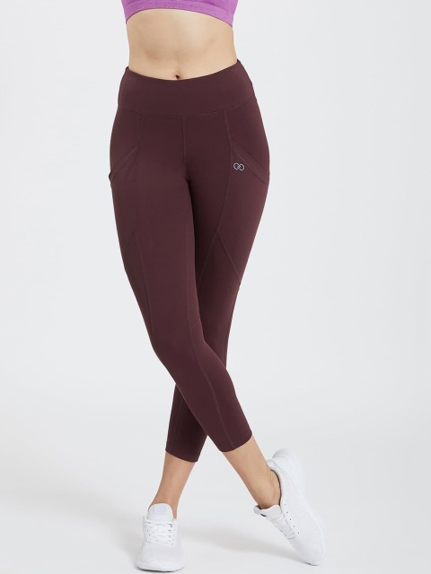 

CREEZ Women Burgundy Solid Skinny Fit Antimicrobial Rapid Dry Tights