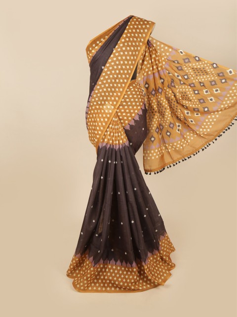 

Pothys Black & Gold-Toned Printed Cotton Blend Saree
