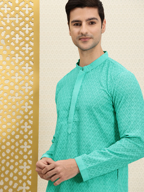 

House of Pataudi Men Sea Green Jashn Chikankari Embroidered Kurta