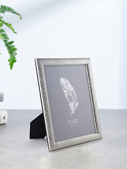 

Pure Home and Living Silver Metal Elan Tabletop Photo Frame