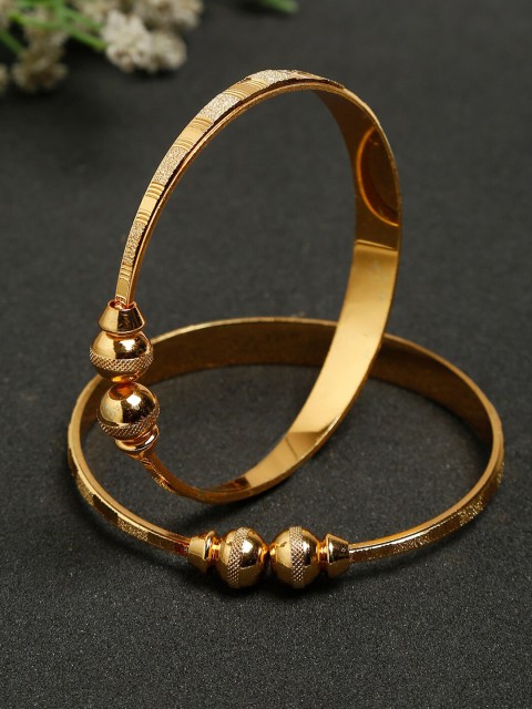 

NEUDIS Women Set of 2 Gold-Toned Cuff Bracelets