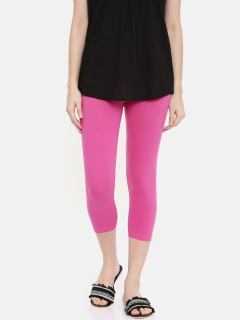 

Bitz Women Organic Cotton Magenta Solid Slim-Fit Capri Legging