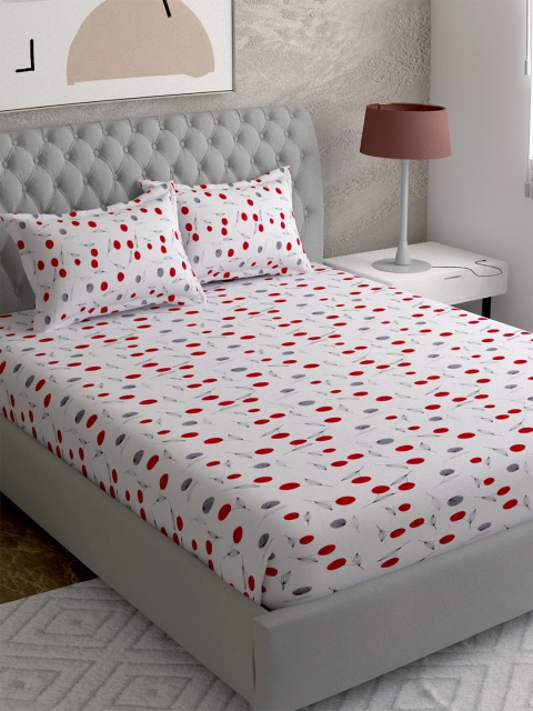 

EverHOME White & Red Floral 144 TC Cotton Queen Bedsheet with 2 Pillow Covers