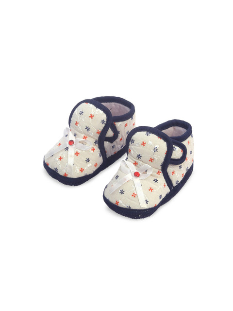 

Spiky Infant Kids White & Blue Printed Cotton Booties