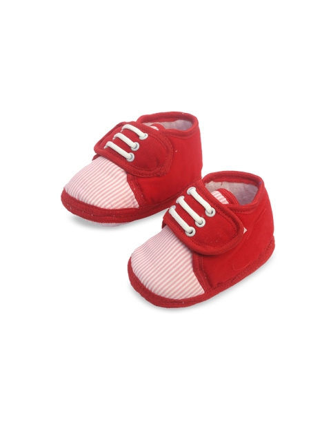 

Spiky Kids Red Striped Cotton Booties