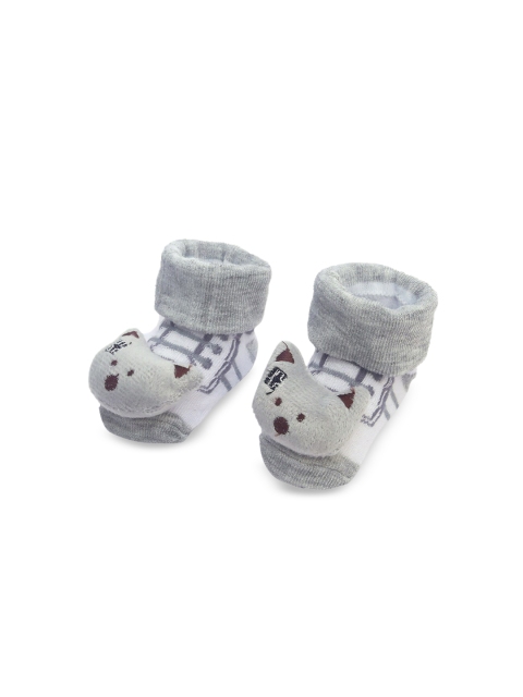 

Spiky Infants Kids Grey & White Checked Cotton Knitted Cat Booties