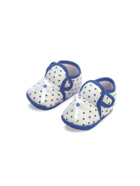 

Spiky Infants White & Blue Polka Printed Booties