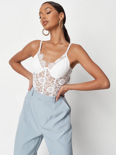 

Missguided Women White Floral Lace Bodysuit