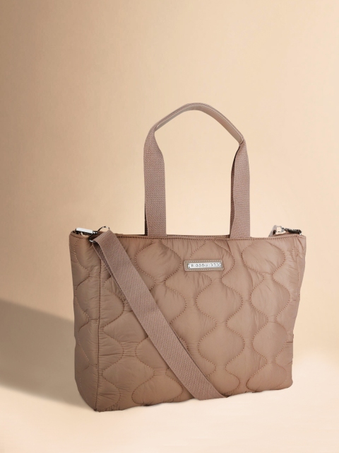 

Missguided Beige Quilted Oversized Structured Handheld Bag