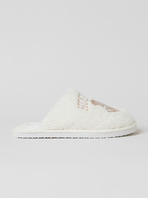 

H&M Girls White Faux Shearling Emblem Slippers