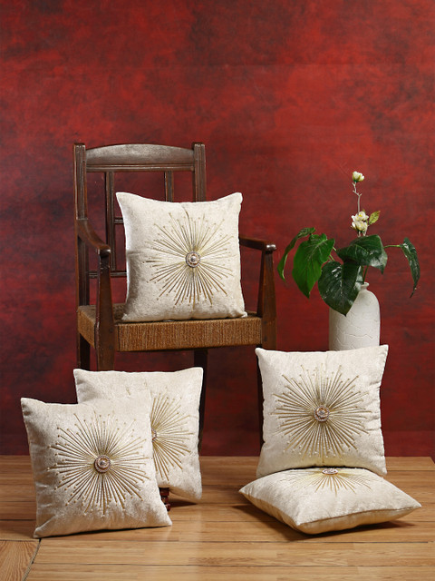 

DREAM WEAVERZ Cream-Coloured & Gold-Toned Set of 5 Self-Design Square Cushion Covers