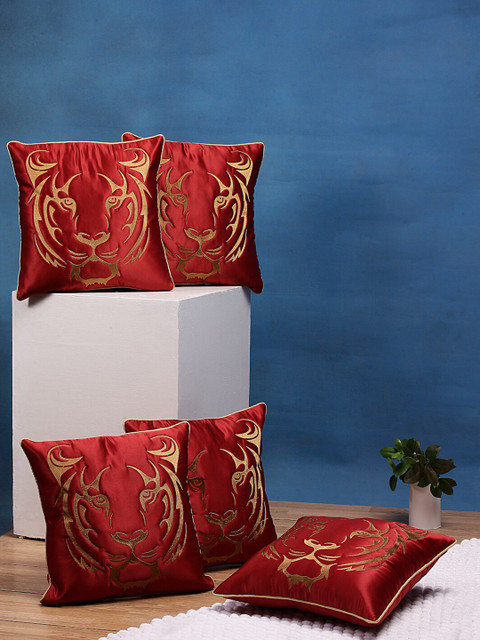 

DREAM WEAVERZ Set of 5 Red & Gold-Tone Printed Square Cushion Covers