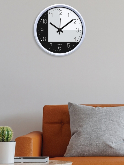

HomeTown Black & White Colourblocked Analogue Wall Clock