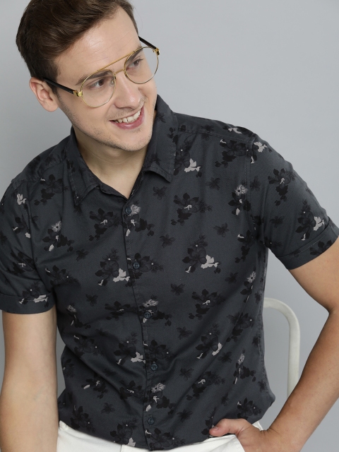 

HERE&NOW Men Grey & Black Slim Fit Floral Printed Pure Cotton Casual Shirt