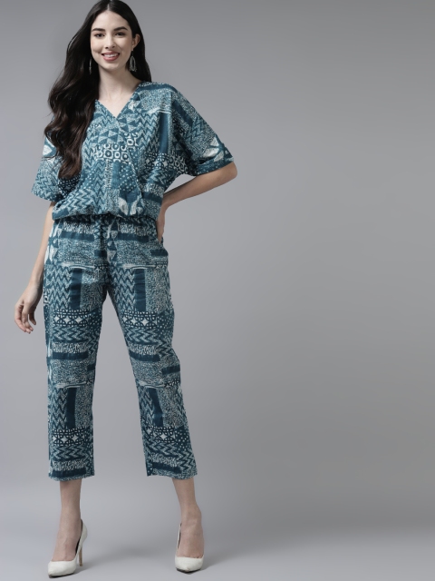 

Amirah s Women Blue Printed Top with Trousers