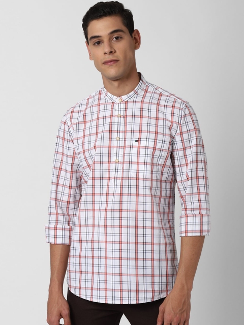 

Peter England Casuals Men White Slim Fit Opaque Checked Casual Shirt