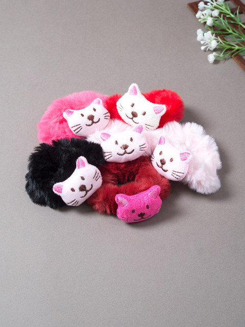 

Golden Peacock Women Set of 6 Red & Maroon Ponytail Holders