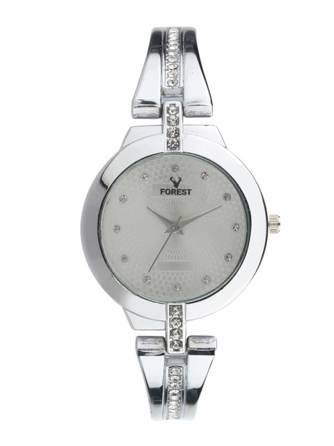 

Hobforestessentials Women Silver-Toned Embellished Dial Bracelet Style Analogue Watch