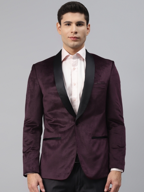 

Marks & Spencer Men Maroon Solid Regular-Fit Tuxedo Blazer